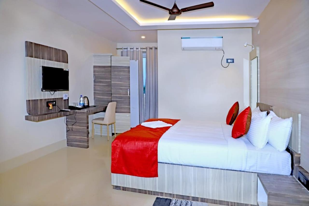 Tampara Resort Chatrapur 外观 照片
