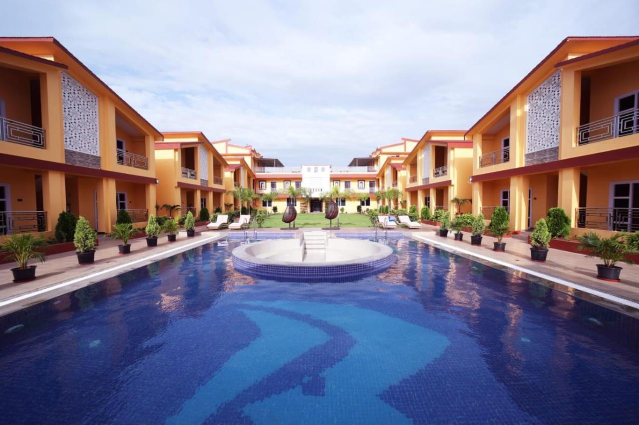 Tampara Resort Chatrapur 外观 照片